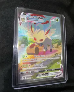 Pokemon Leafeon Vmax TCG Holo 2021 Evolving Skies set (card number 205/203) - Image 2