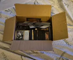 Approx 650+ Magic The Gathering BULK Lot Mixed Sets Commons Uncommons MTG cards* - Image 1