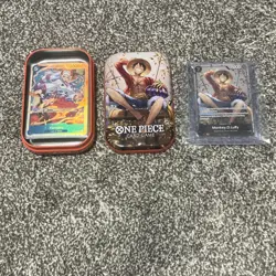 One Piece CCG 30 Card Lot Yamato Monkey D. Luffy Foil Regular with Tin - Image 1