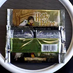 Harry Potter and the Sorcerers Stone Movie Trading Cards 2001 New Sealed Pack X3 - Image 2