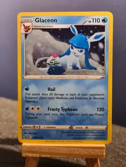 Glaceon Holo Black Star Promo SWSH192, Pokemon Card - Image 1