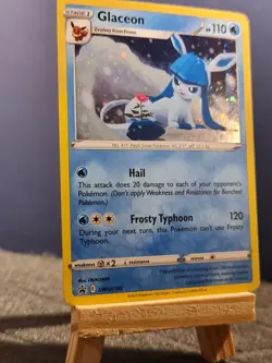 Glaceon Holo Black Star Promo SWSH192, Pokemon Card - Image 2
