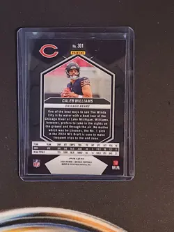 2024 Panini Mosaic - Rookies Caleb Williams #301 Green Mosaic Prizm (RC) - Image 2
