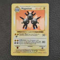 Pokemon Magneton 009/102 Base Set Holo Rare 1999 Card Shadowless Damaged - Image 1