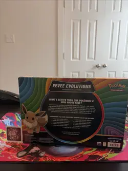 Pokemon Eevee Evolutions Premium Collection Card Game (Small Tear In Box) 820650851742 - Image 3