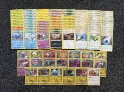 Pokemon Evolving Skies – COMPLETE BASE SET 132 Cards– Common, Uncommon & Holo ✅ - Image 1