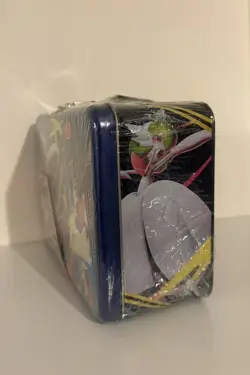 Pokemon TCG - Collector Chest Mega Gardevoir & Mega Lucario SEALED & NEW ✅ - Image 3