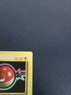 Pokemon Card Voltorb 98/130 Base Set 2 Common WOTC - Image 3