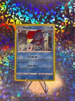 WEAVILE 031/198 HOLO RARE CHILLING REIGN POKEMON LP - Image 1
