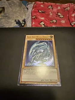 Blue-Eyes White Dragon OP28-EN001 OTS Pack 28 Unlimited Ultimate Rare NM - Image 1