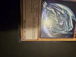 Blue-Eyes White Dragon OP28-EN001 OTS Pack 28 Unlimited Ultimate Rare NM - Image 5