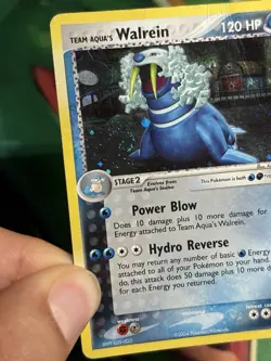 Team Aqua's Walrein 6/95 Ex Team Magma vs Holo Rare Pokemon Card SWIRL HP - Image 4