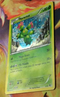 Maractus 2/12 DMG Confetti Holo 2011 McDonald's 2011 Black & White Pokemon Card - Image 4
