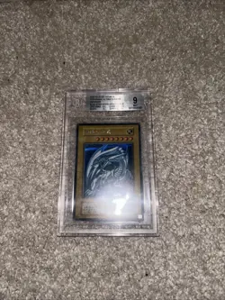 Blue Eyes White Dragon 25th Anniversary Japanese BGS 9 Yugioh - Image 3