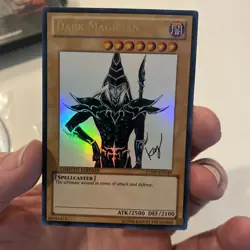 Dark Magician-JUMP-EN049-Ultra Rare-Limited Edition Yugioh Promo Card NEAR MINT - Image 3