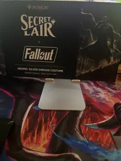 Silver Shroud Costume ** FOIL BORDERLESS ** Secret Lairs: Fallout - NM MTG - Image 1