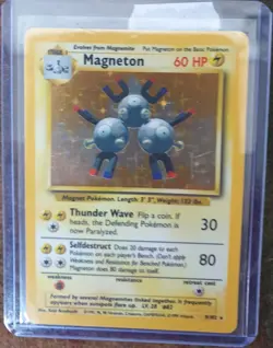 Pokemon Magneton Base First Edition Holo Card. In Good Condition - Image 1