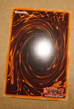 YuGiOh! Elemental HERO The Shining PRC1-ENV01 Secret Rare - Image 2
