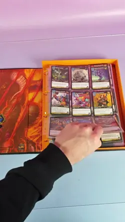 WORLD OF WARCRAFT TRADING CARD GAME COLLECTOR ALBUM BINDER WITH CARDS - Image 2