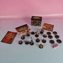 WORLD OF WARCRAFT MINIATURES GAME LOT FIGUREN TOKENS WURFELN REGELHEFTEN & DOSE - Image 1