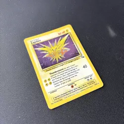 Pokemon Card Fossil Set Holo Zapdos 15/62 WOTC - Image 4