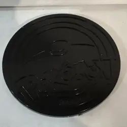 Unplayed Pokemon Pikachu Rainbow Holo Gold Coin - 2022 Pokemon GO TCG - Image 2