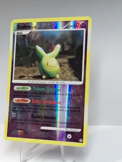 Pokemon Budew 33/100 Stormfront Reverse Holo LP Yuka Morii Clay Art - Image 2