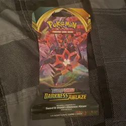 Pokemon TCG Sword & Shield Darkness Ablaze Booster Pack 820650807138 - Image 1