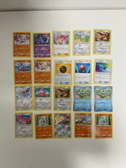 Pokemon TCG Card Bundle Various Characters Energy Cards 3170 - Image 4