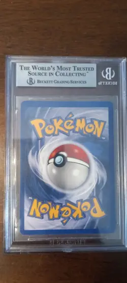 Pokemon Fossil Unlimited Dragonite Holo Beckett 8.5 Graded Cards 1999 - Image 3