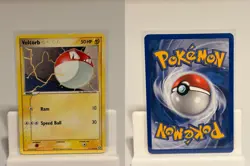 Voltorb 71 LIGHTLY PLAYED Emerald 106 Pokemon - Image 1