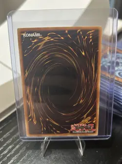 Yu-Gi-Oh! Red-Eyes Darkness Dragon 1st Ed Ultra Rare SD1-EN001 - Image 2