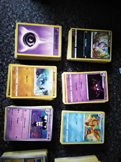 pokemon cards bundle of 900+ ranging from base set to more recent cards - Image 3