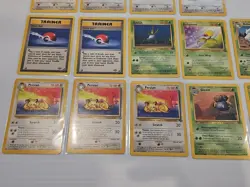Lot Of 14 Vintage Non-Holo Pokemon Cards Fossil Gloom, Persian, Meowth, Oddish - Image 3