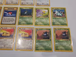 Lot Of 14 Vintage Non-Holo Pokemon Cards Fossil Gloom, Persian, Meowth, Oddish - Image 4