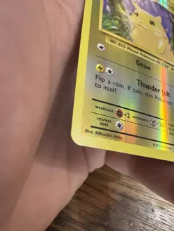 Pikachu XY - Evolutions #35 (2016) Common Reverse Holo NM Pokemon - Image 4