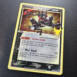 Pokemon TCG Greninja Gold Star Holo Promo Black Star SWSH144 Celebrations NM - Image 3