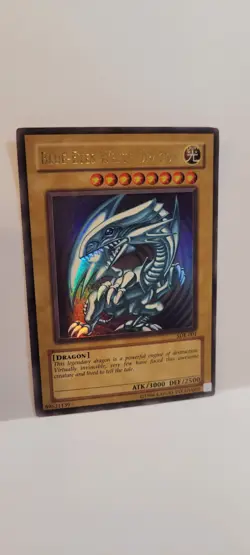 Blue-Eyes White Dragon SDK-001 Starter Deck: Kaiba Unlimited - Image 1