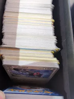 900 Pokemon Card Bulk Lot Modern 2020+ Common Uncommon No Energy, No Trainers - Image 5
