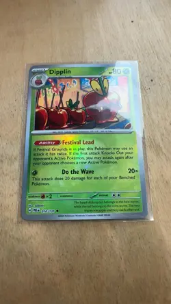 Dipplin ( Pattern) Uncommon Prismatic Evolutions 010/131 NM Master Ball Pokemon - Image 1