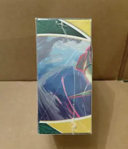 Pokemon Sw&Sh Evolving Skies Build and Battle Box Factory SEALED w/ Protector - Image 4
