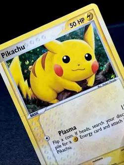 Pikachu 74/112 MP Reverse Energy Holo EX Fire Red Leaf Green Pokemon Card! - Image 1