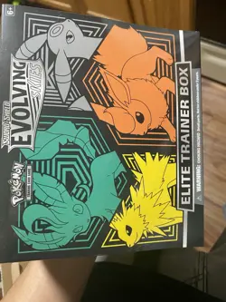 Pokemon TCG: Sword & Shield-Evolving Skies Elite Trainer Box 728192533419 - Image 1