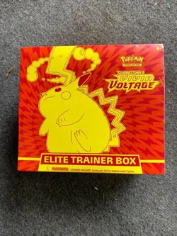 Pokemon Cards: Sword & Shield Vivid Voltage Elite Pikachu - Trainer Box New 820650807688 - Image 2