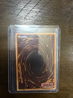 Yugioh Red-Eyes Black Dragon SDJ-001 Ultra Rare Starter Deck Joey HP - Image 2