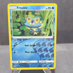 2018 Pokemon TCG Froakie 22/131 SM-Forbidden Light Reverse Holo Basic HP70 - Image 1