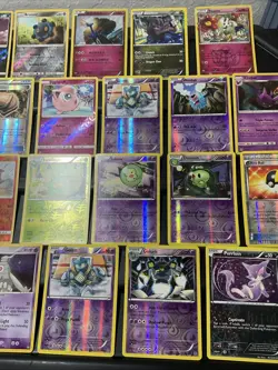(30) Pokemon Cards Lot WOTC Vtg Holo STAMPED REVERSE Phione Chimchar Jigglypuff - Image 4