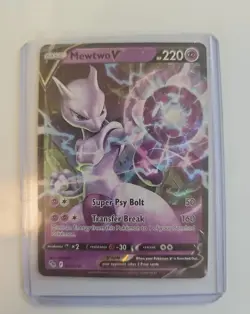 Pokemon Go Mewtwo v Holo Ultra Rare Card 030/078 - Image 1