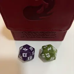 Fate Reforged Spindown Die D20 x2 - Purple and Green - Magic the Gathering - Image 1