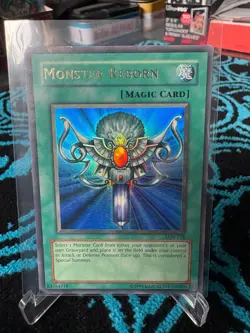 Monster Reborn Ultra Rare The Legend of Blue Eyes White Dragon LOB-118 NM Yugioh - Image 1